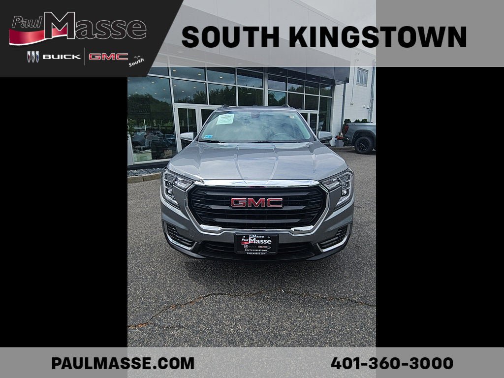 Used 2023 GMC Terrain SLE w/ Driver Convenience Package AWD/4WD image 2