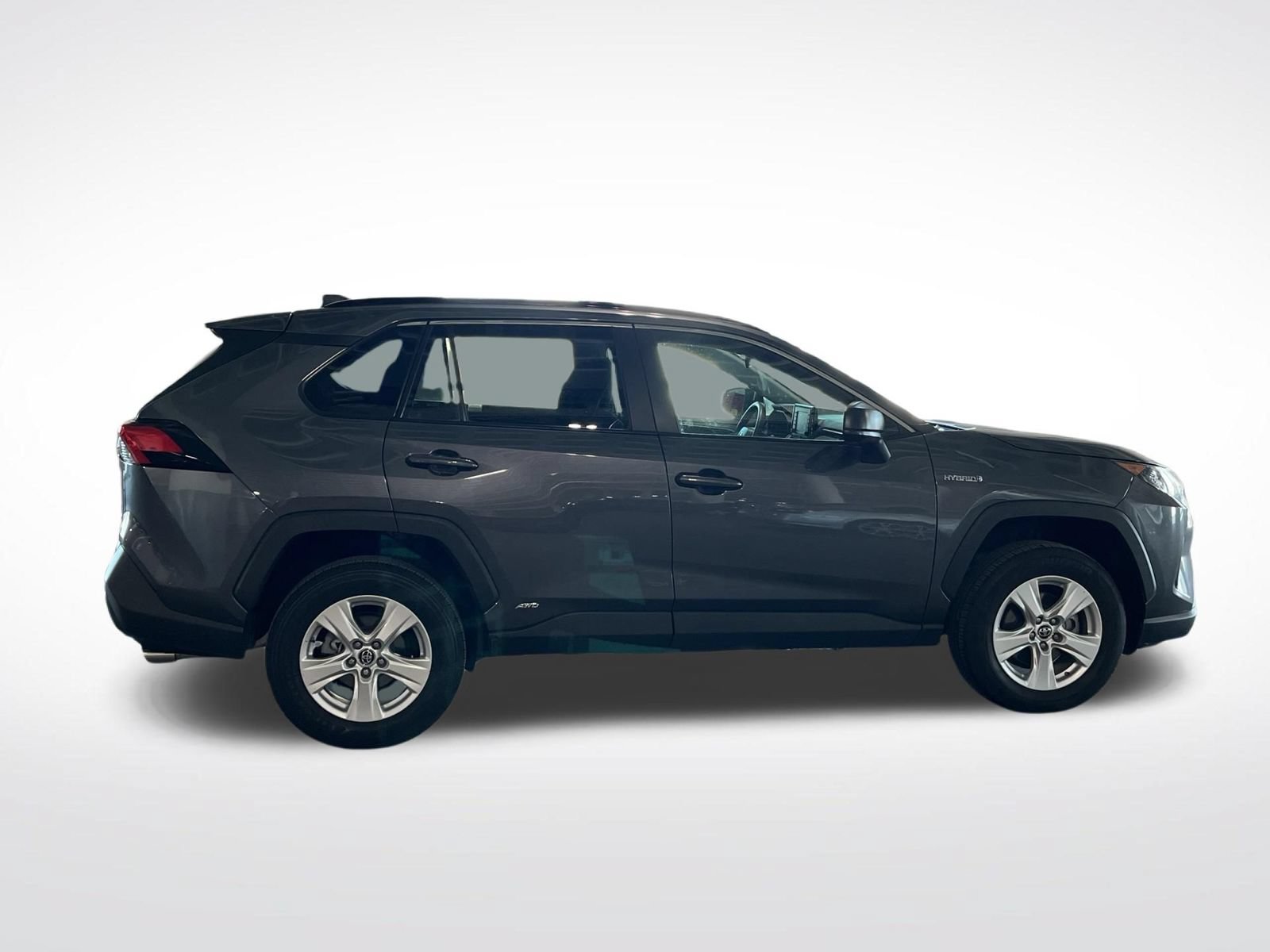 Used 2021 Toyota RAV4 LE AWD/4WD image 12