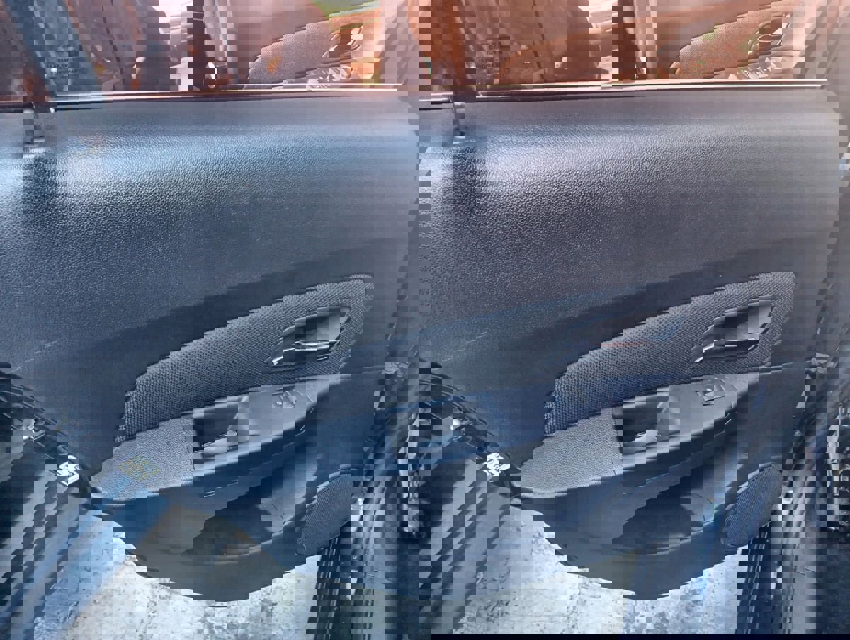 Used 2016 Chevrolet Cruze LT image 20