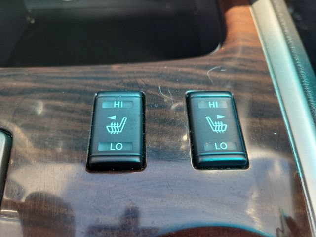 Used 2016 Nissan Pathfinder SL w/ SL Tech Package FWD image 32