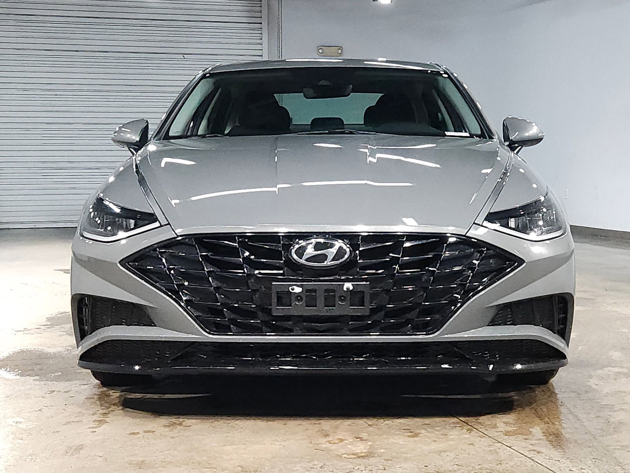 Used 2023 Hyundai Sonata SEL FWD image 2