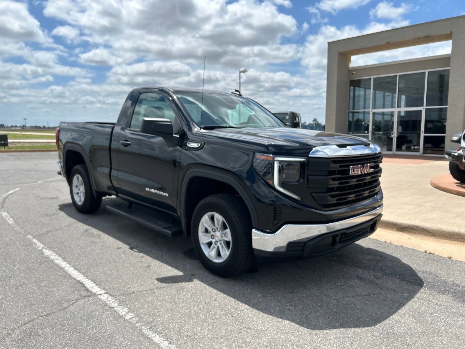 Used 2025 GMC Sierra 1500 Pro w/ Pro Value Package AWD/4WD image 3