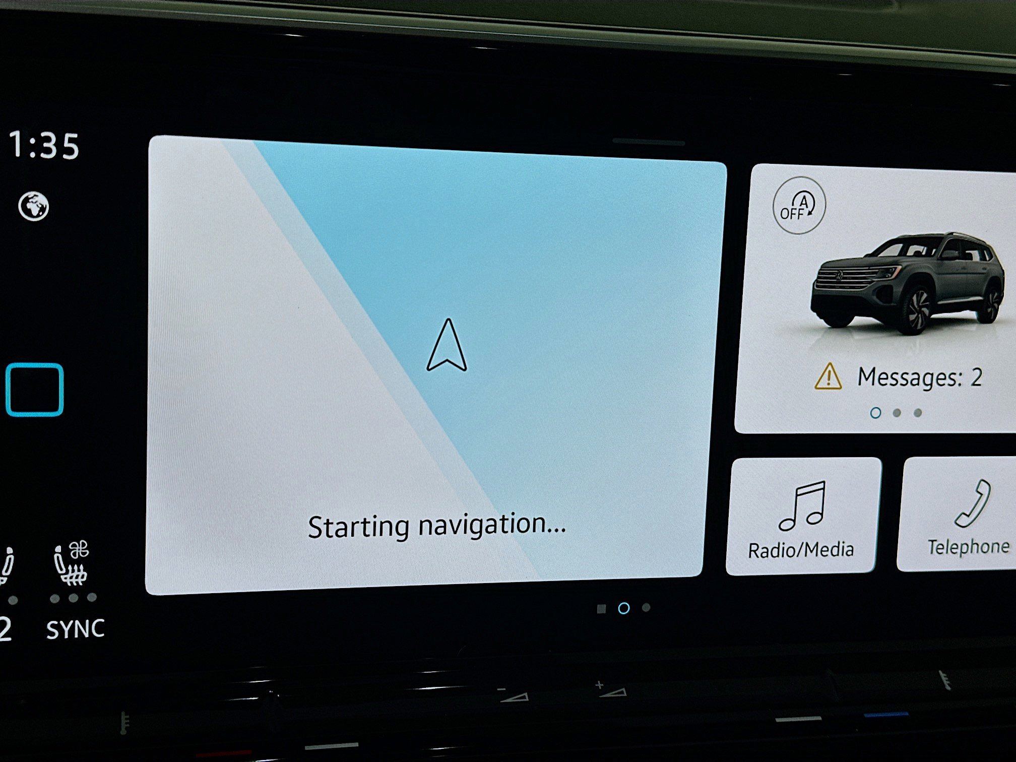 Used 2025 Volkswagen Atlas SE image 22