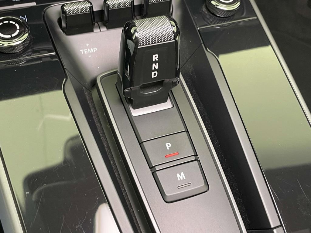 Certified 2024 Porsche 911 Carrera 4S AWD/4WD image 31