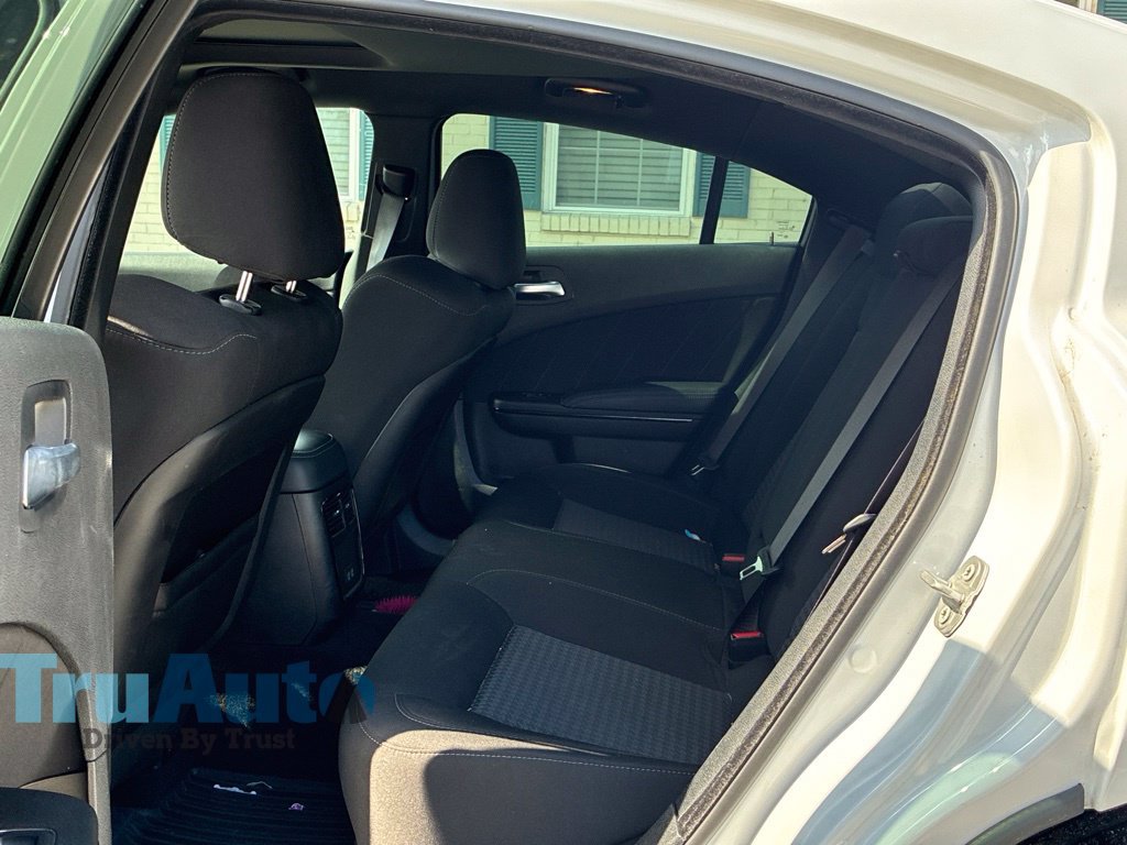 Used 2023 Dodge Charger R/T w/ Blacktop Package RWD image 39