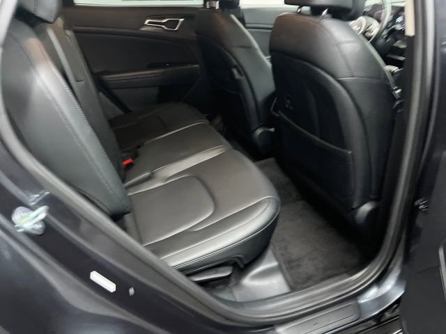 Used 2023 Kia Sportage EX image 27
