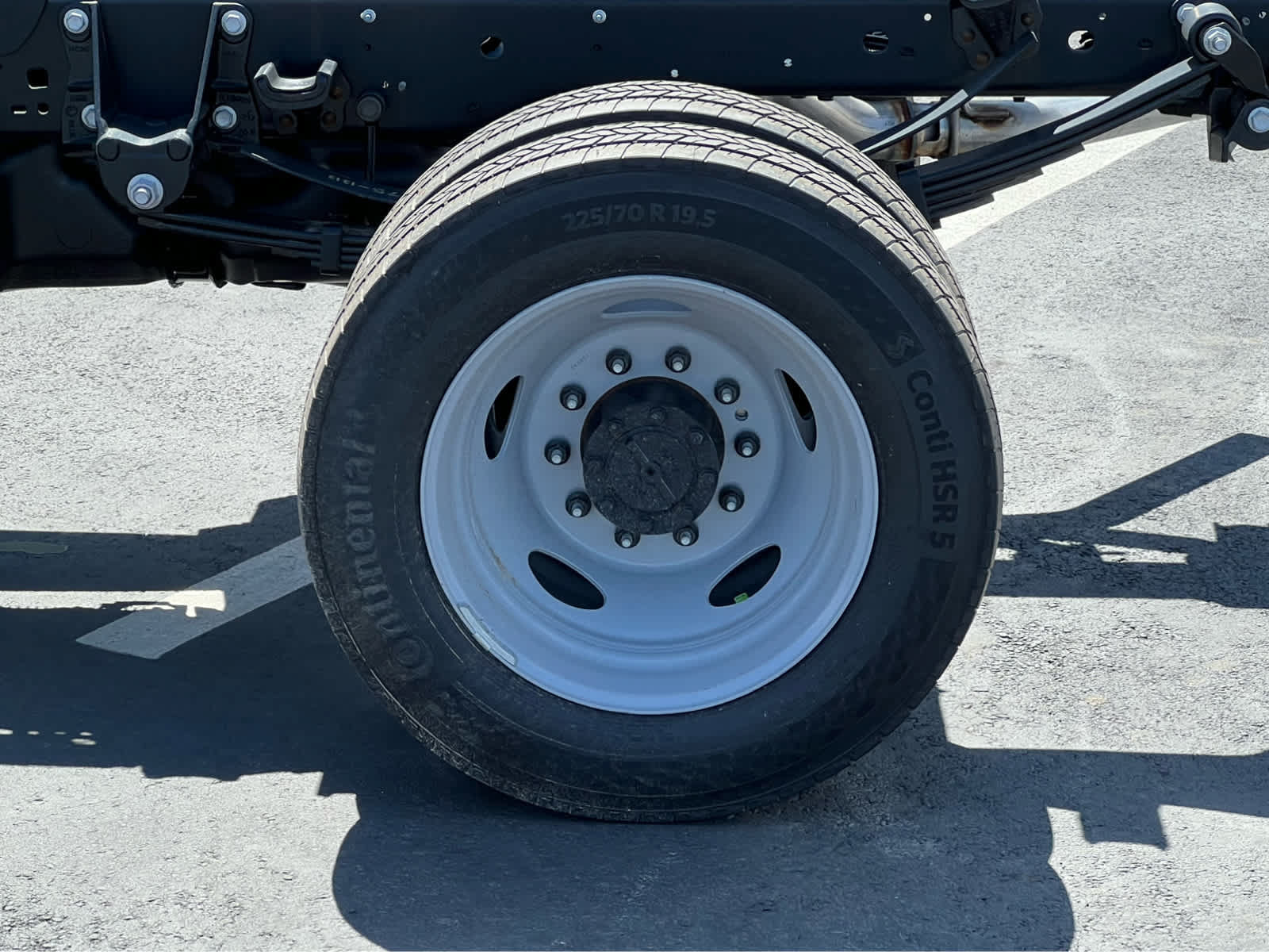 New 2026 Ford F550 4x4 Regular Cab Super Duty w/ XL Chrome Package image 14