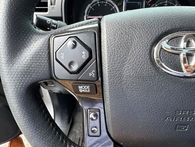 Used 2021 Toyota 4Runner TRD Off-Road Premium w/ Moonroof Package AWD/4WD image 45