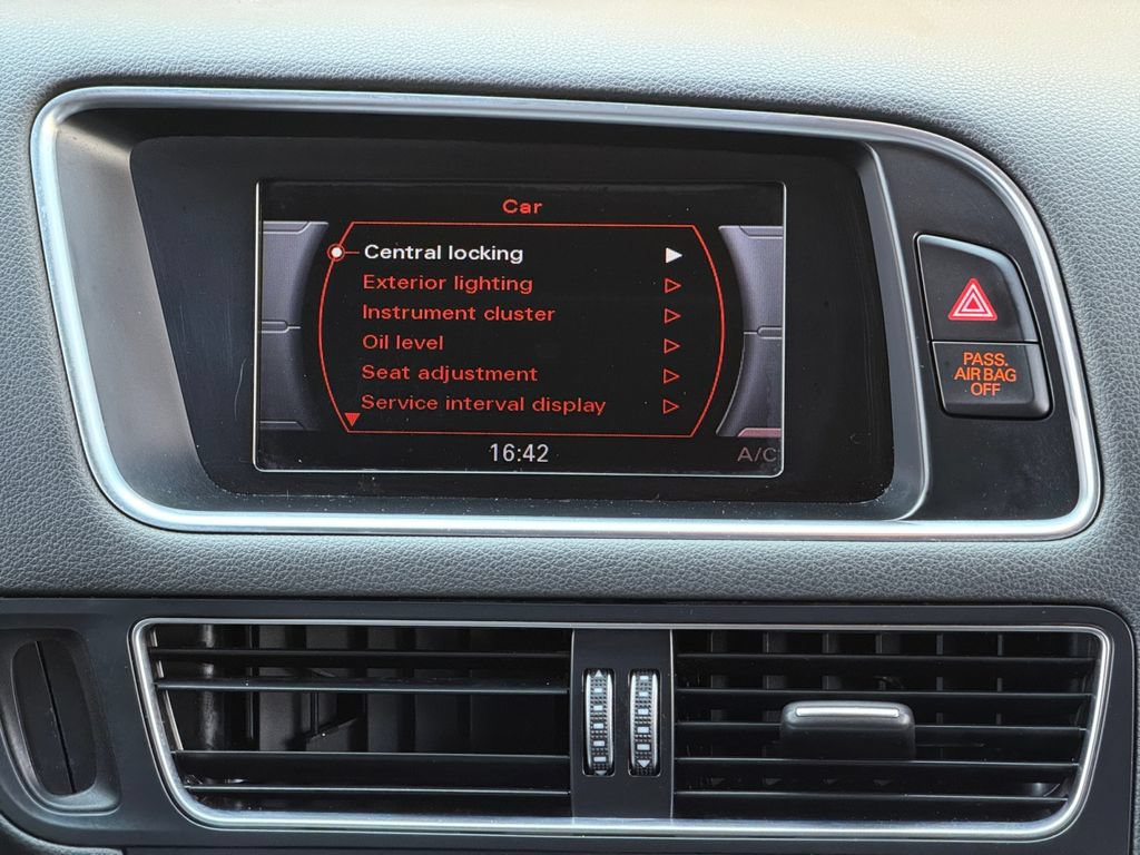 Used 2013 Audi Q5 3.0T Premium Plus AWD/4WD image 12