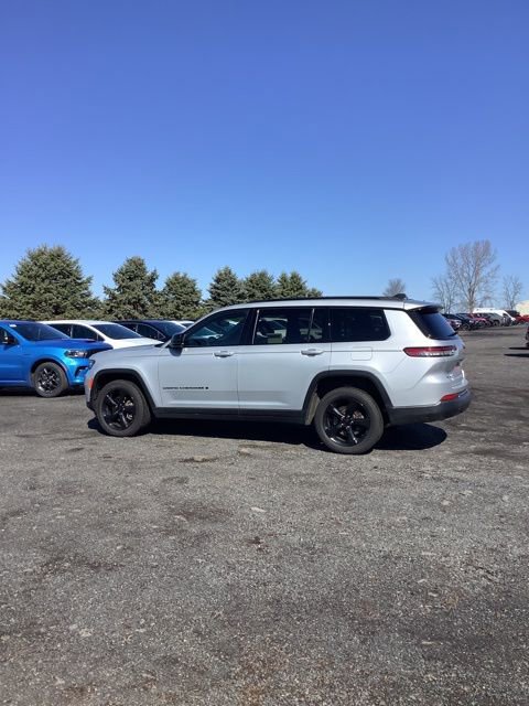 Certified 2021 Jeep Grand Cherokee L Laredo image 6