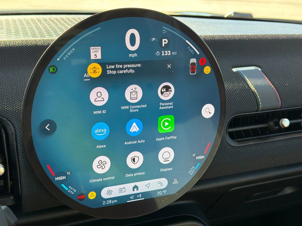 Used 2025 MINI Cooper 2-Door Hardtop image 24