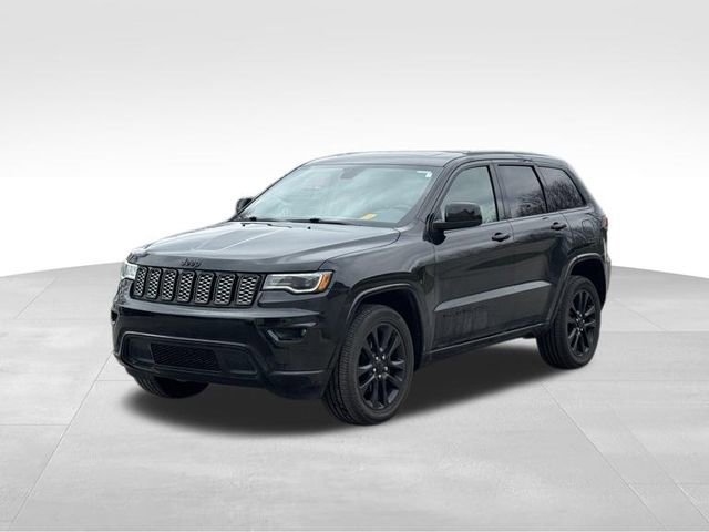 Used 2020 Jeep Grand Cherokee Altitude image 9