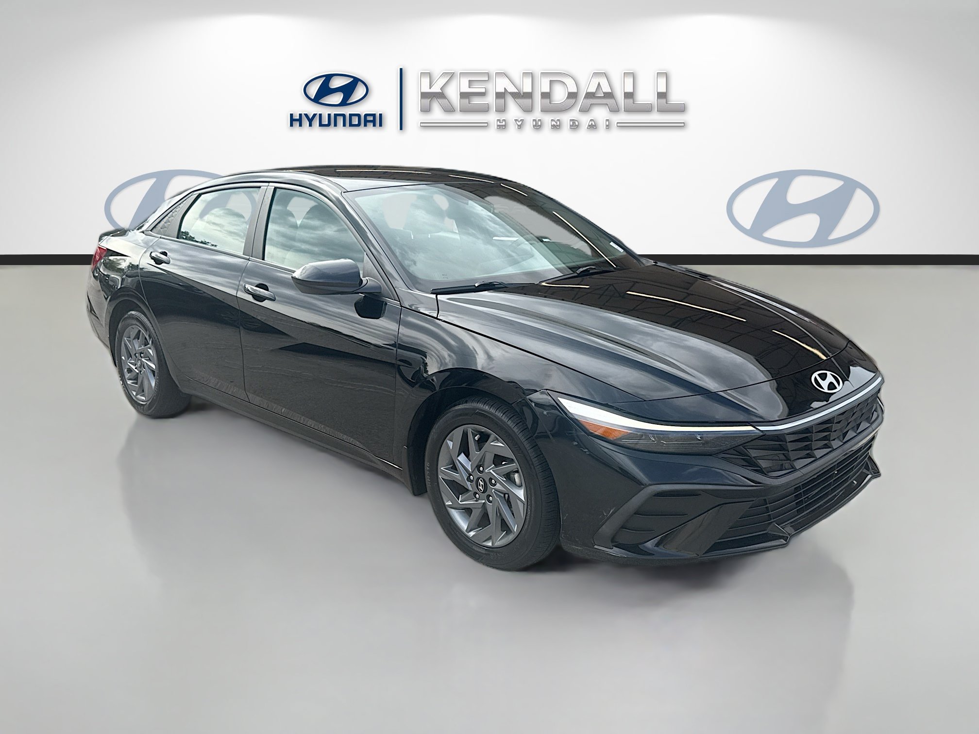 Used 2024 Hyundai Elantra SEL