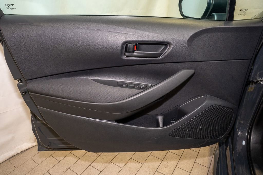 Used 2024 Toyota Corolla LE image 11