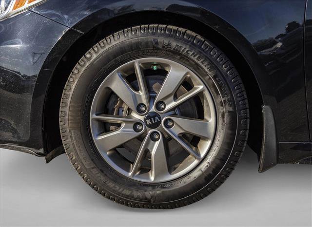 Used 2017 Kia Optima LX w/ Technology Package image 9