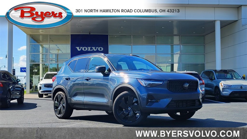 New 2026 Volvo XC40 B5 Ultra w/ Protection Package Premier