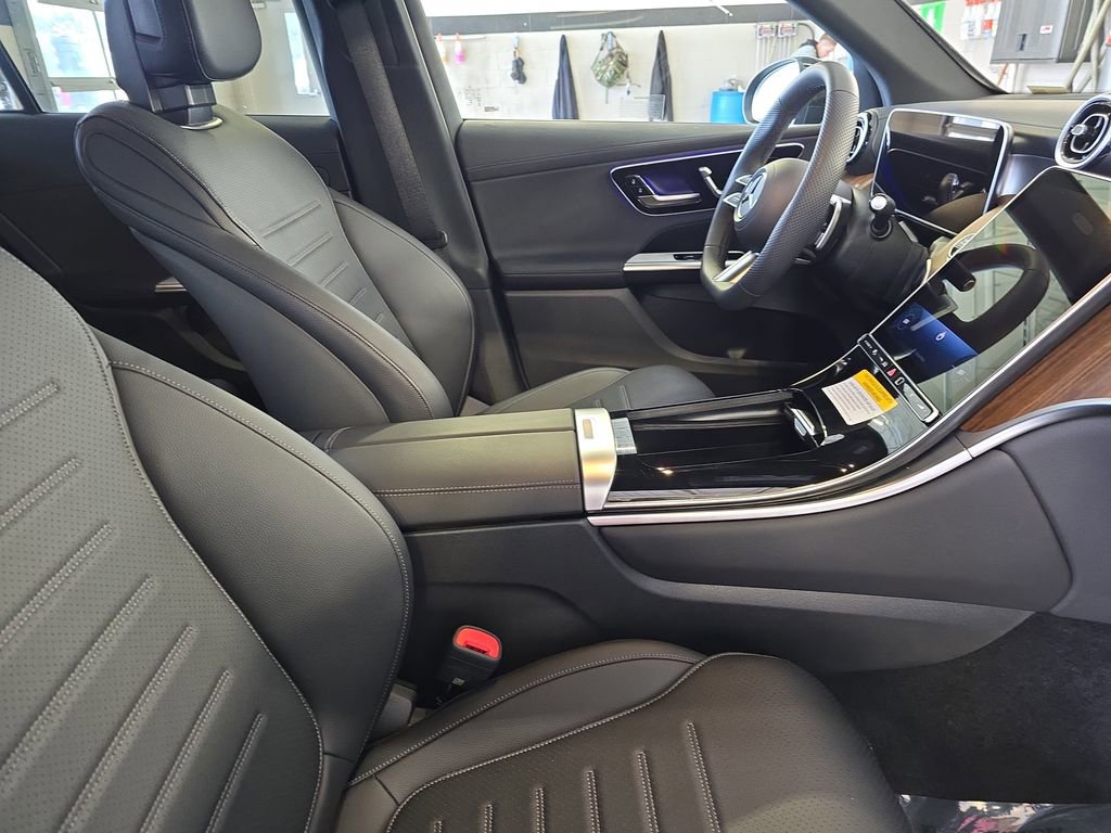 Certified 2026 Mercedes-Benz GLC 300 4MATIC image 11
