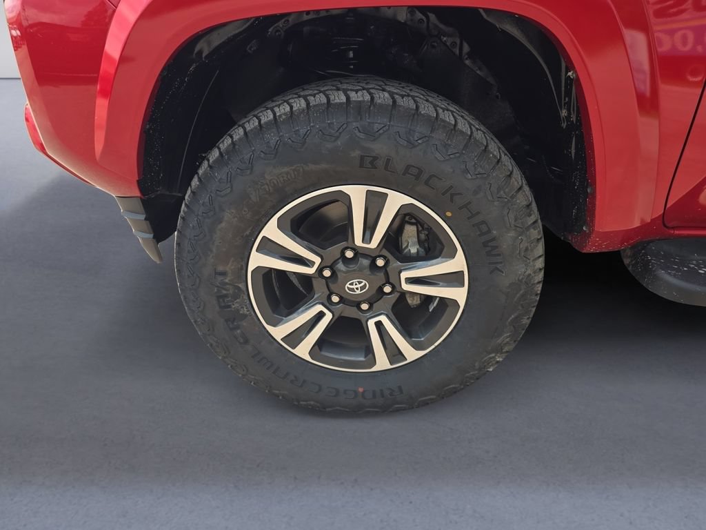 Used 2017 Toyota Tacoma TRD Sport RWD image 10