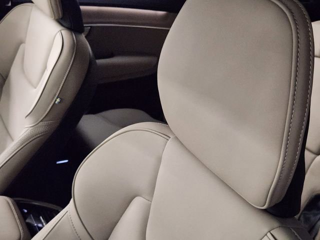 New 2026 Volvo XC90 B6 Plus w/ Protection Package Premier AWD/4WD image 15