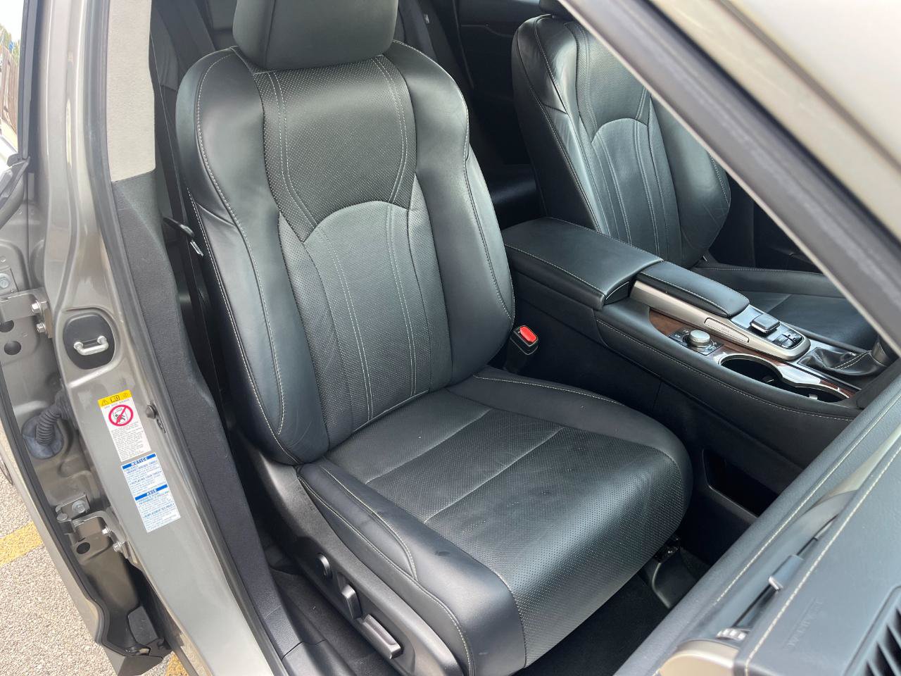 Used 2019 Lexus RX 450h AWD w/ Navigation Package image 23