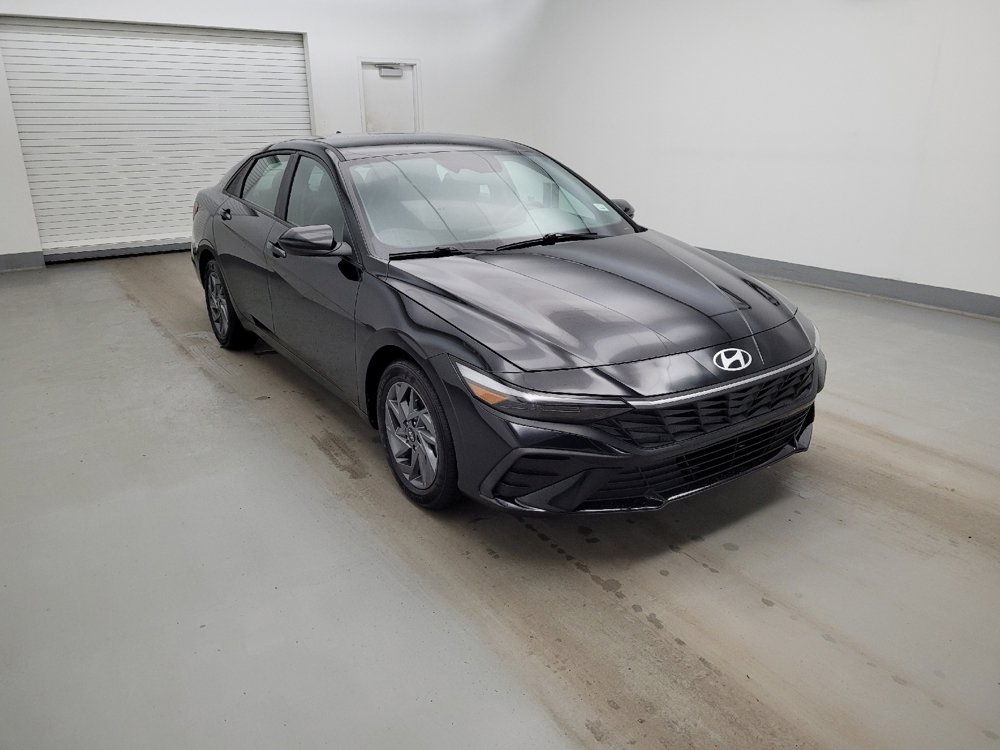 Used 2024 Hyundai Elantra SEL image 13