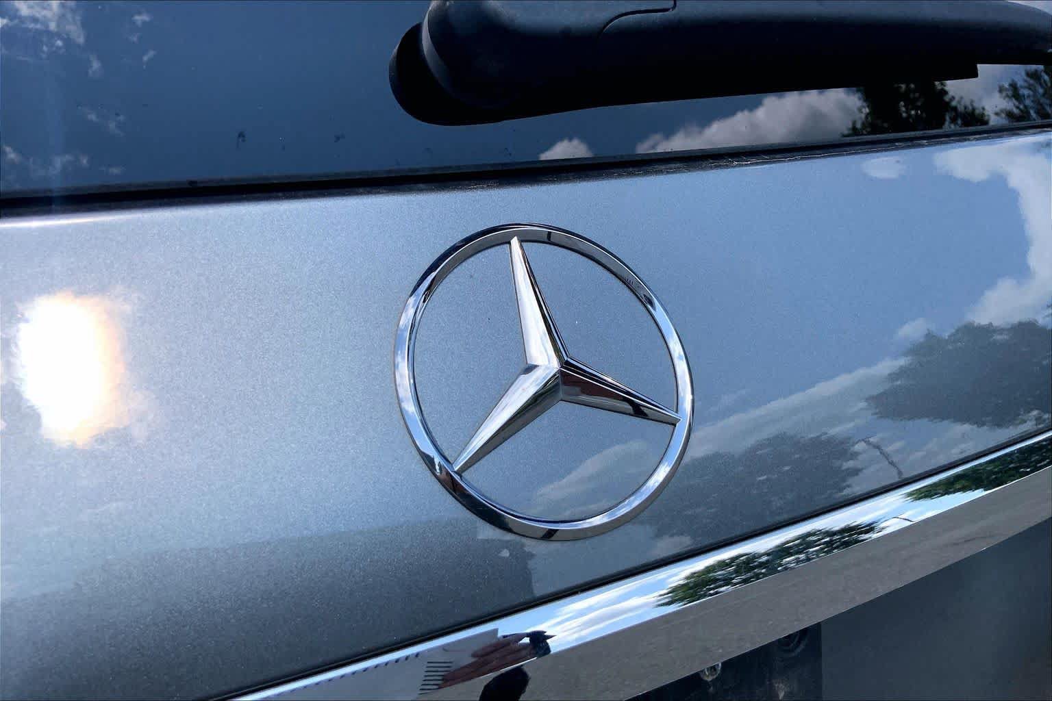 Used 2025 Mercedes-Benz GLS 450 4MATIC image 10