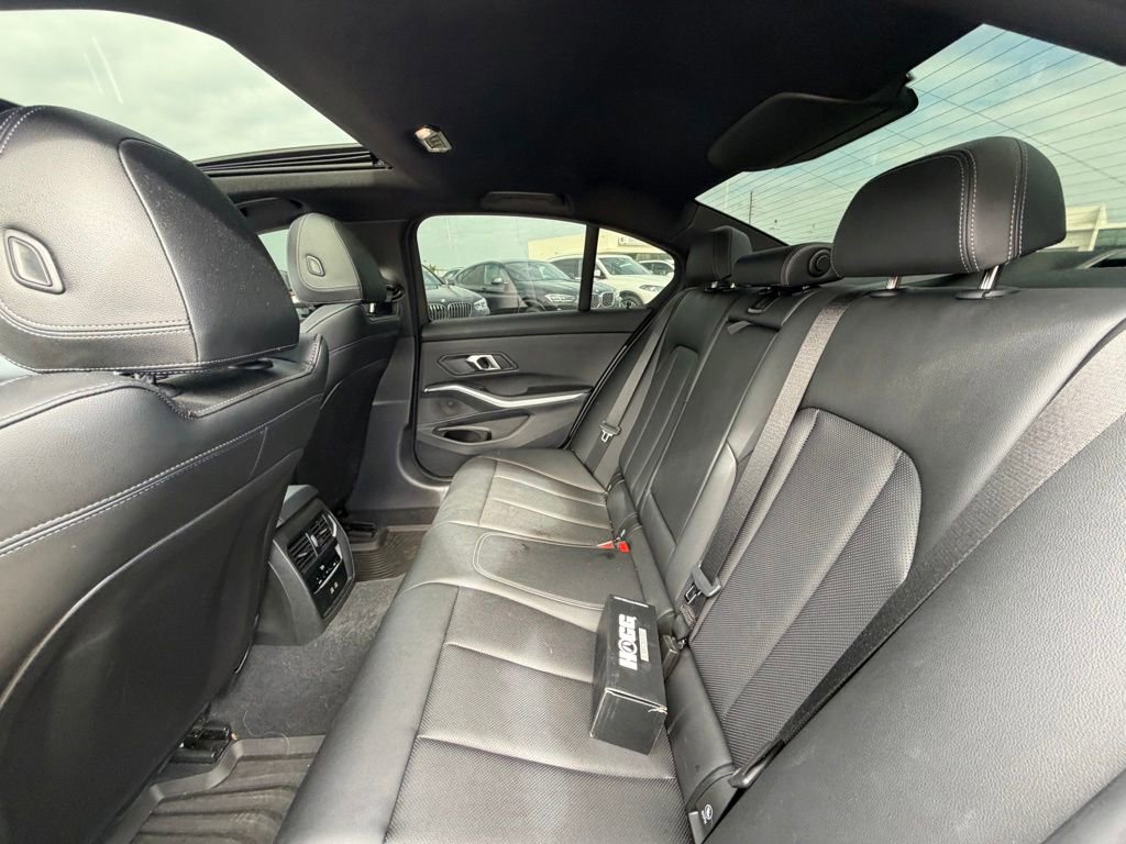 Certified 2025 BMW 330i Sedan w/ M Sport Package RWD image 8