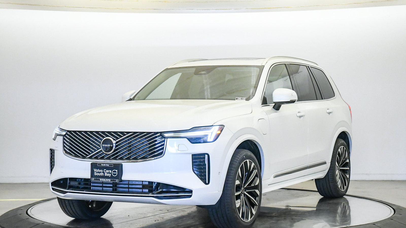 New 2026 Volvo XC90 T8 Plus w/ Protection Package