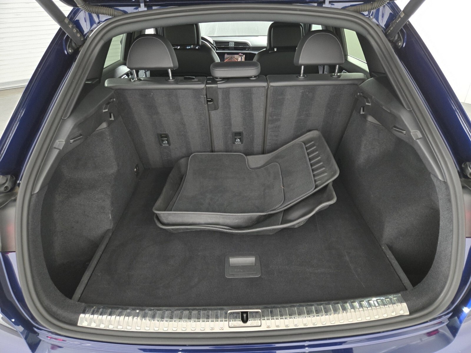 Used 2022 Audi Q3 2.0T Premium Plus w/ Premium Plus Package image 15