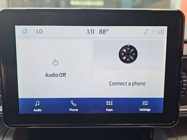 Used 2024 Ford Explorer XLT w/ Equipment Group 202A AWD/4WD image 15