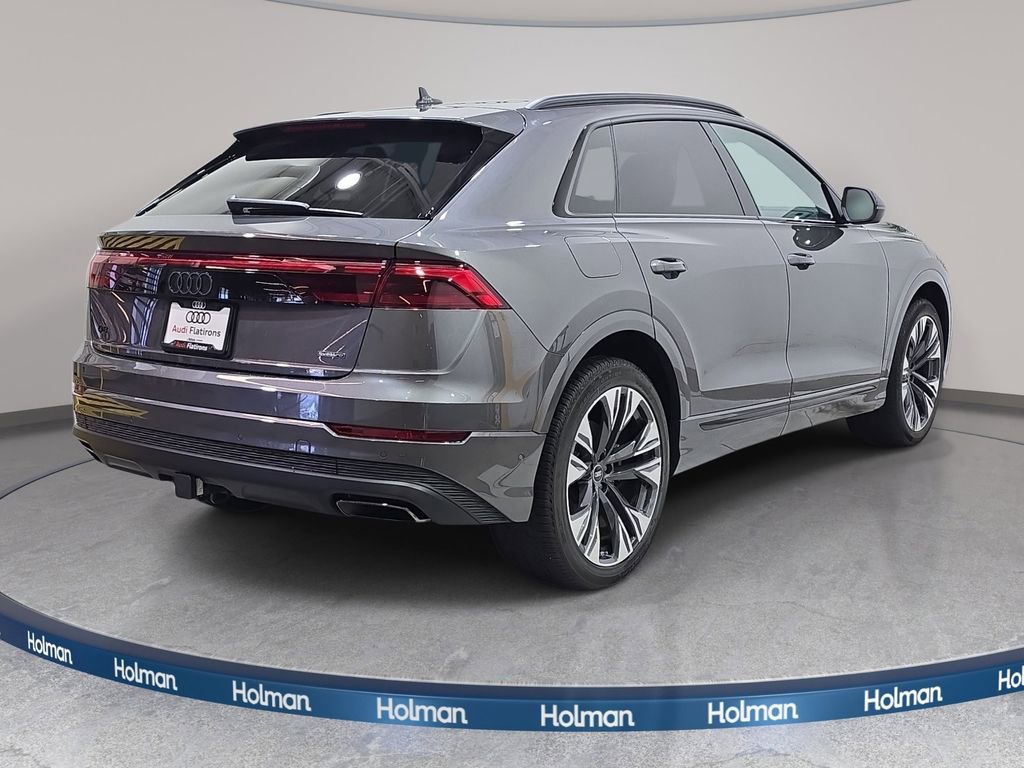 Used 2025 Audi Q8 Prestige w/ Prestige Package AWD/4WD image 6