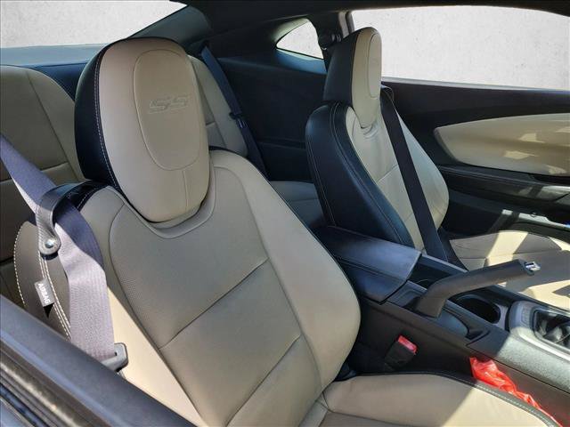 Used 2014 Chevrolet Camaro SS w/ RS Package RWD image 12