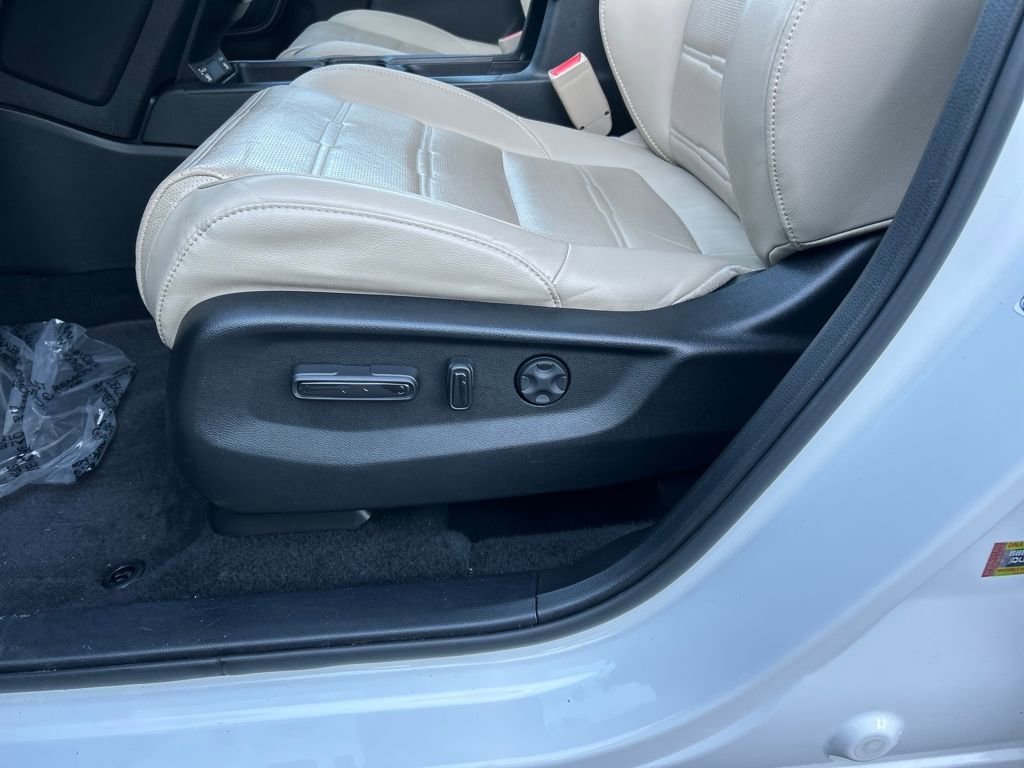 Used 2021 Honda CR-V EX-L image 14