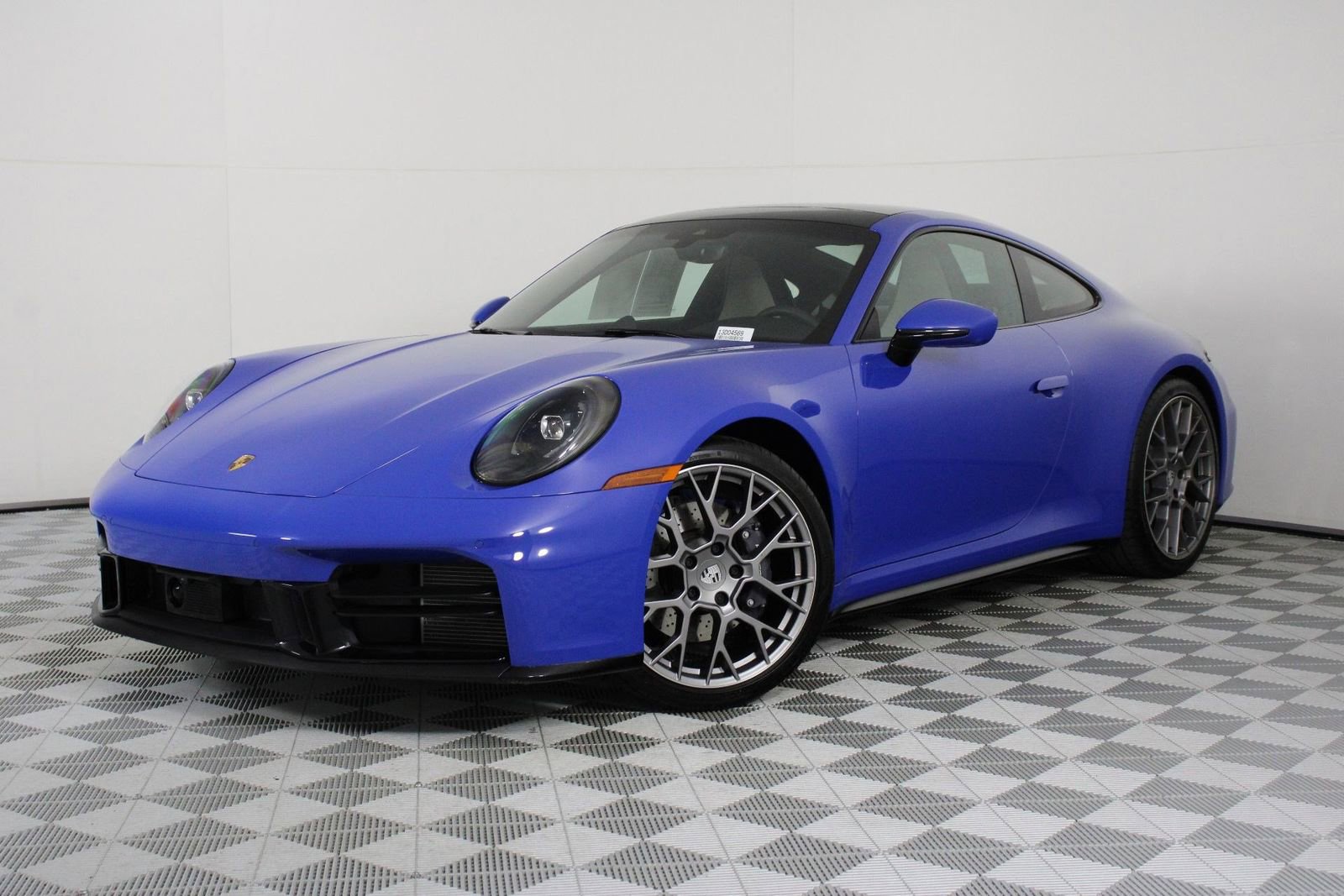 Certified 2025 Porsche 911 Carrera image 34