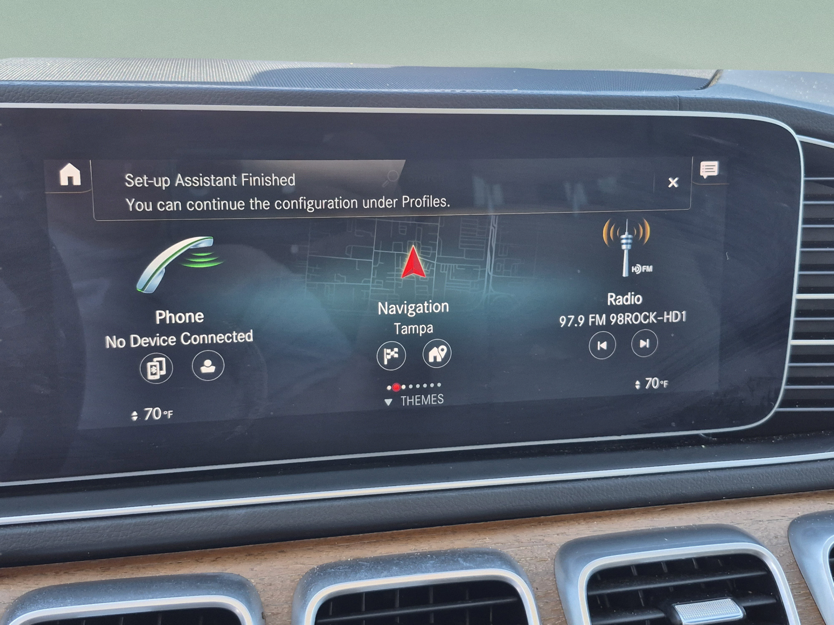 Used 2023 Mercedes-Benz GLS 450 4MATIC w/ AMG Line Exterior image 27