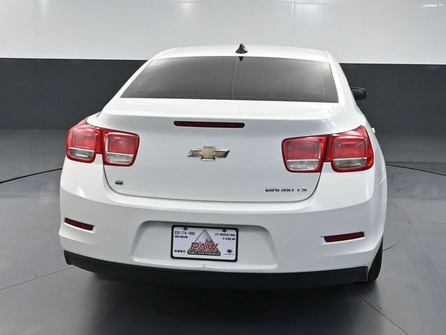 Used 2015 Chevrolet Malibu LS FWD image 4