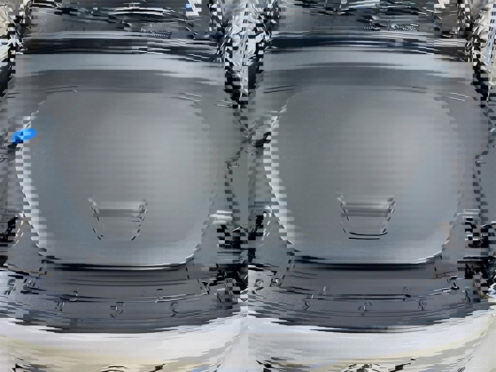 Certified 2024 Volvo XC40 Recharge Plus w/ Protection Package Premier image 31