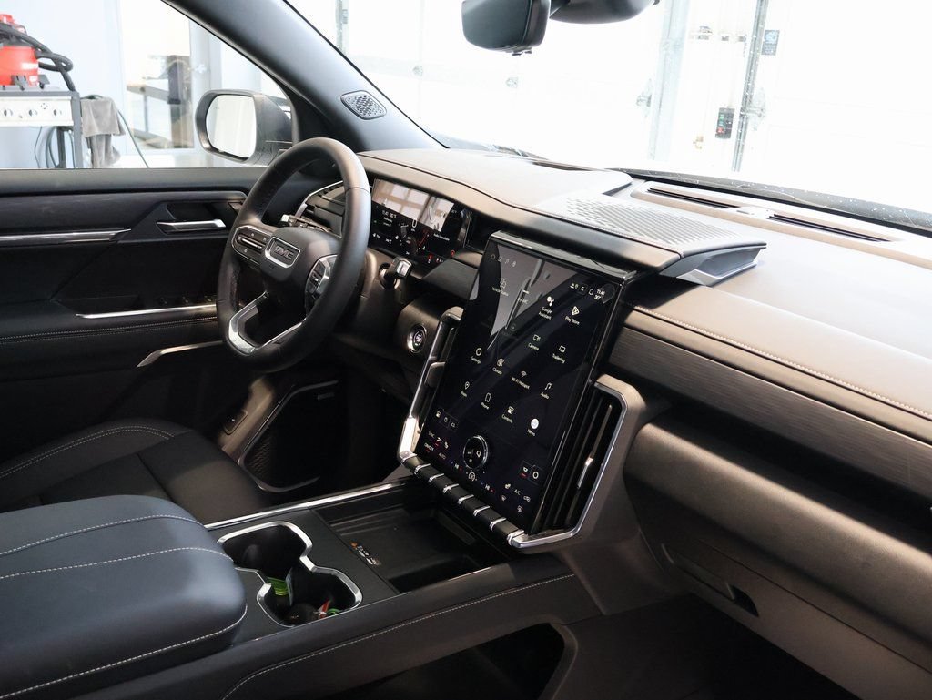 New 2026 GMC Acadia Elevation w/ Black Edition AWD/4WD image 38