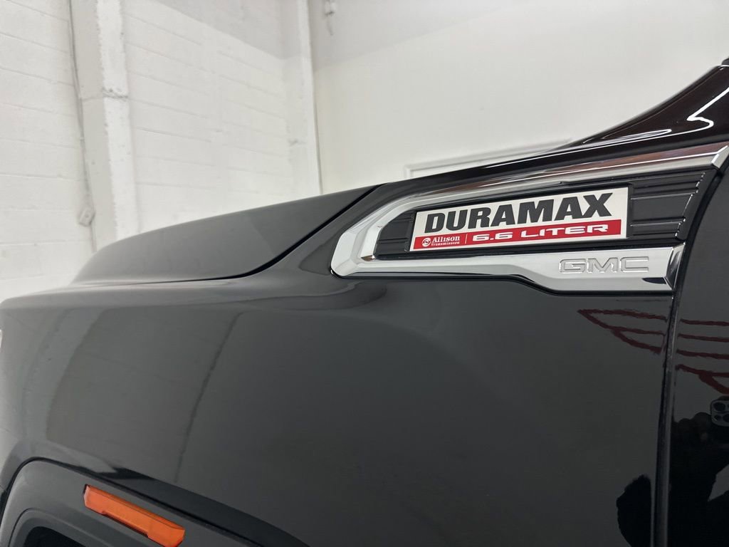 Used 2021 GMC Sierra 2500 Denali w/ Denali Black Diamond Edition image 23