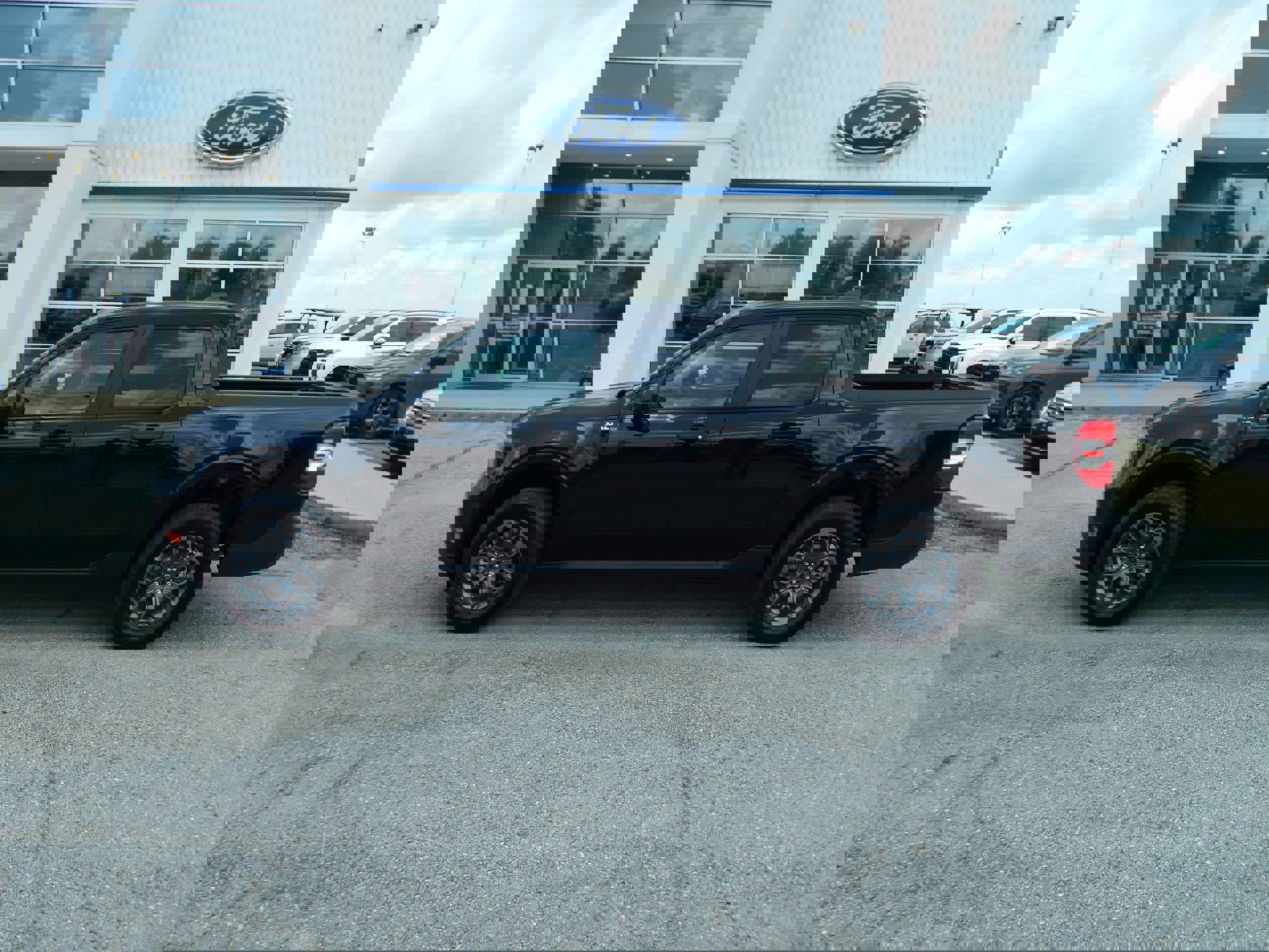 New 2025 Ford Maverick XLT w/ XLT Luxury Package image 1