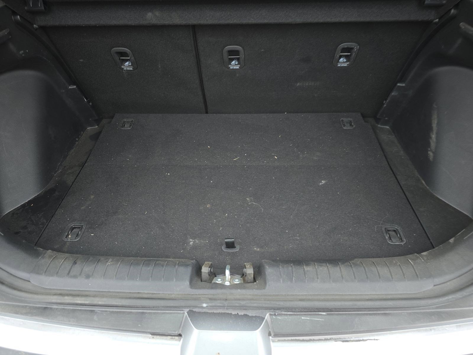 Used 2026 Hyundai Venue SE FWD image 13