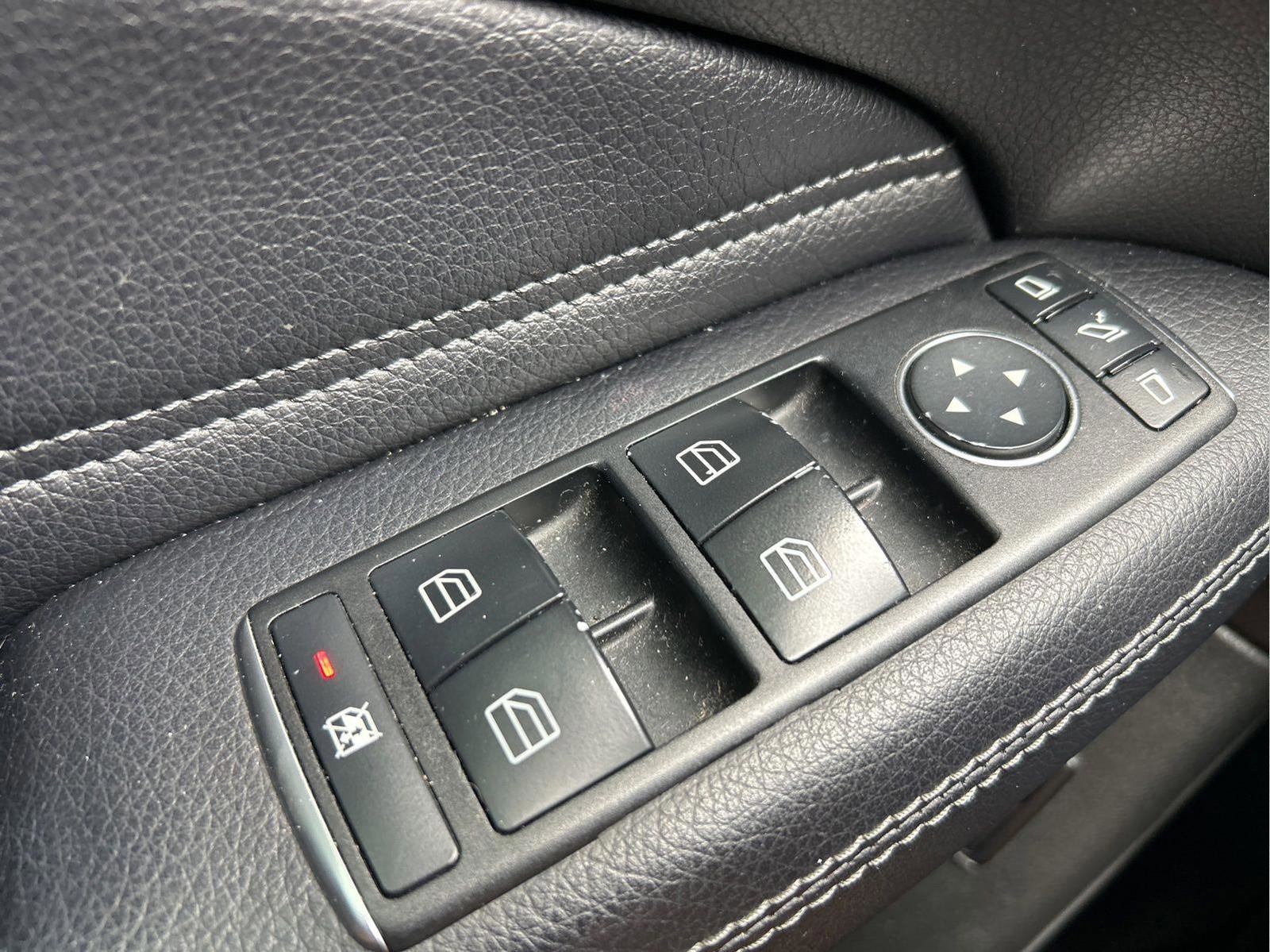 Used 2018 Mercedes-Benz GLE 350 image 24