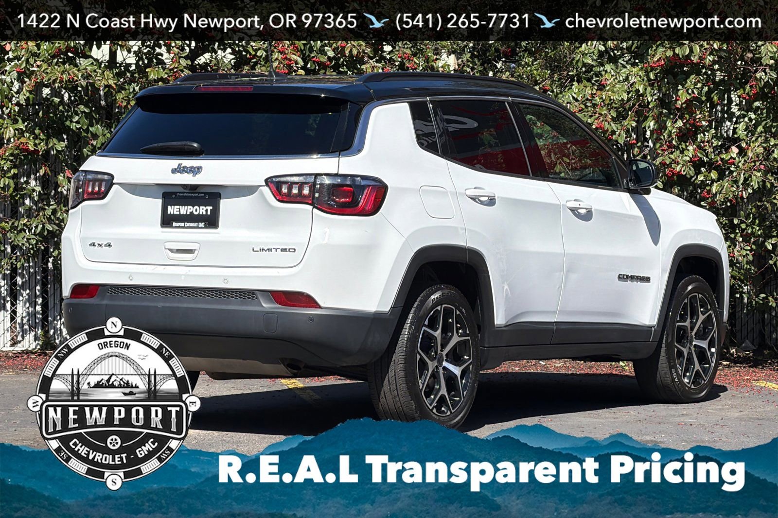 Used 2025 Jeep Compass Limited AWD/4WD image 4