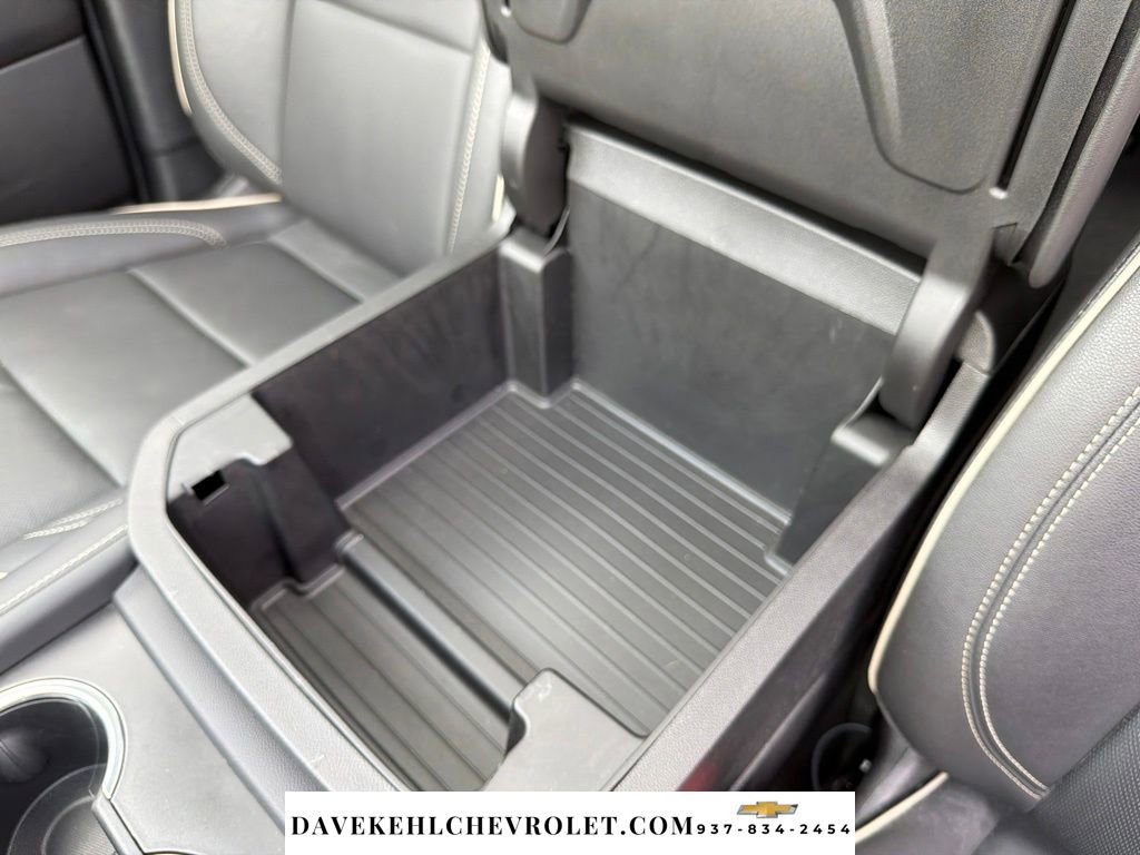 Used 2024 Chevrolet Tahoe Premier w/ Premium Package 2 AWD/4WD image 17