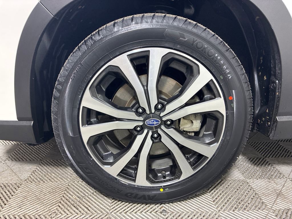 Used 2023 Subaru Forester Limited AWD/4WD image 6