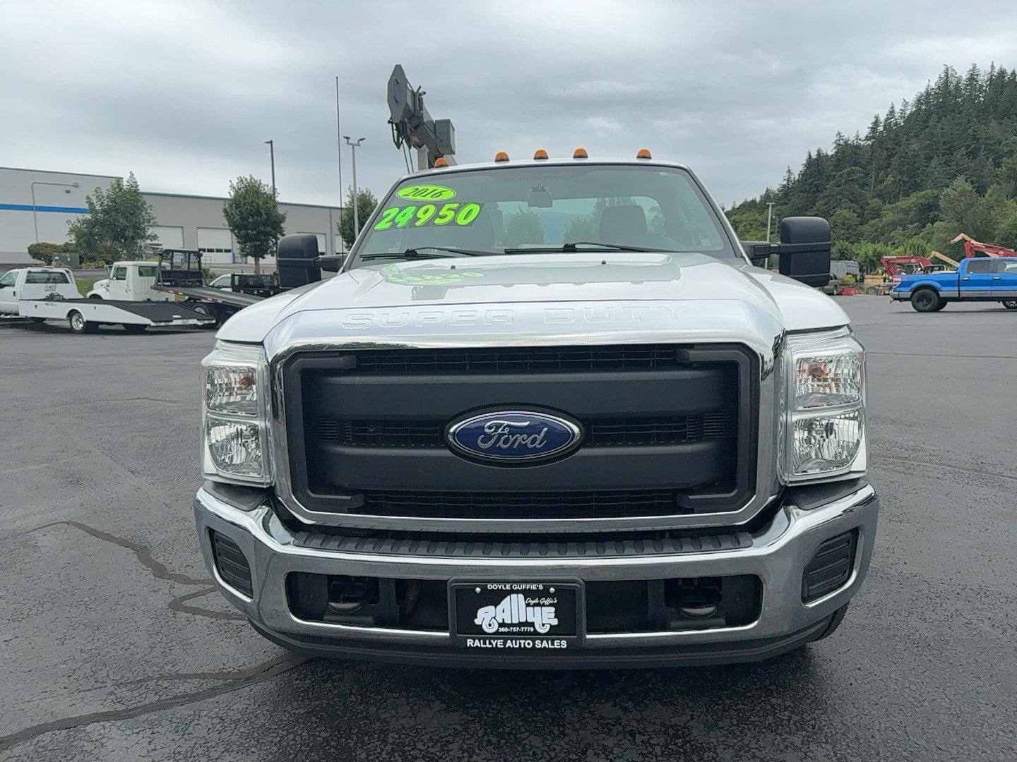 Used 2016 Ford F350 XL w/ XL Appearance Package RWD image 2