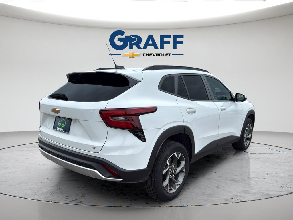 Used 2024 Chevrolet Trax LT FWD image 15