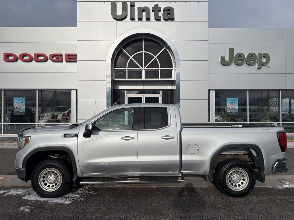 Used 2020 GMC Sierra 1500 SLE w/ Remote Start Package image 2