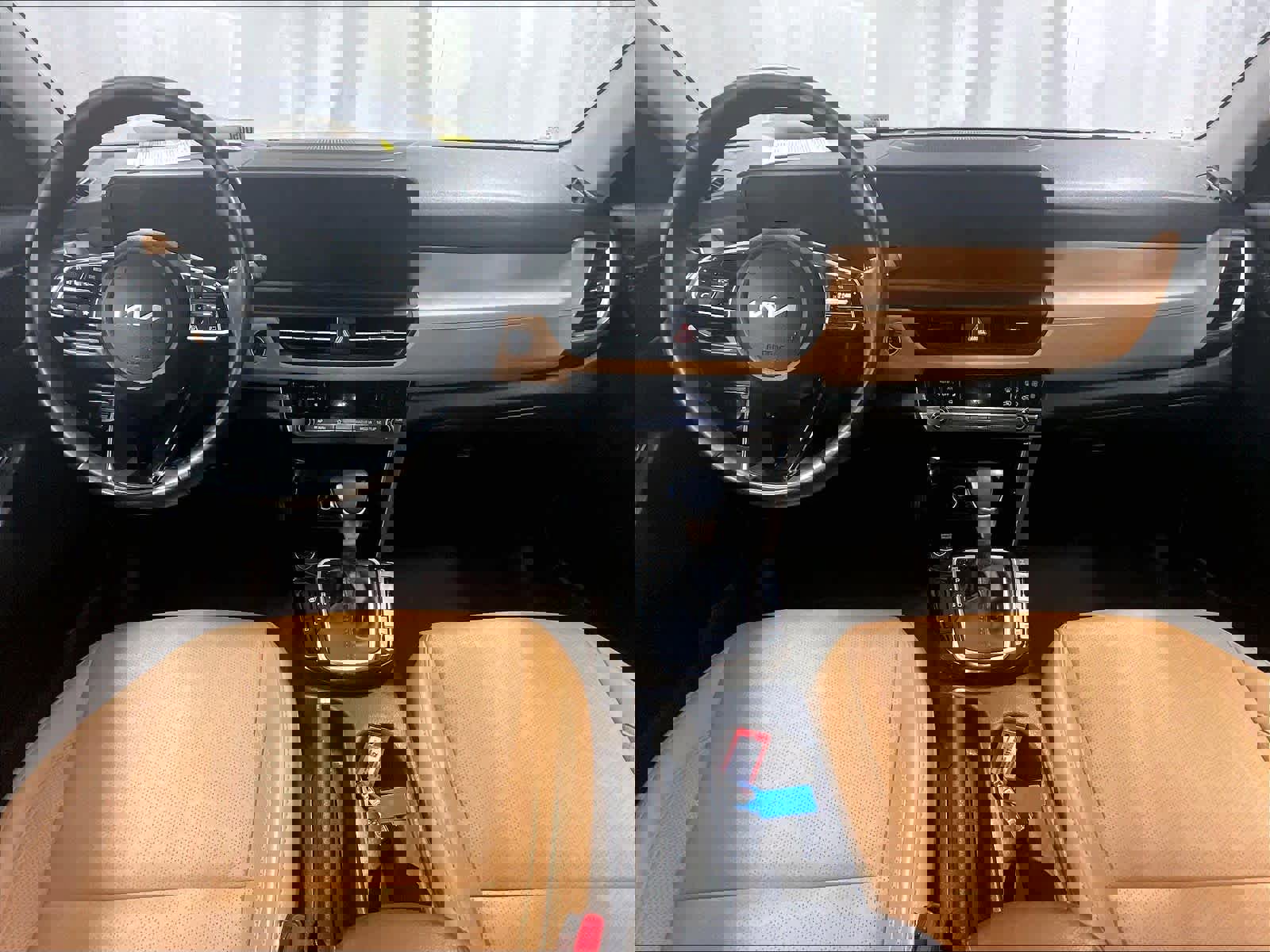 Used 2025 Kia Seltos EX w/ EX Sunroof Package image 21