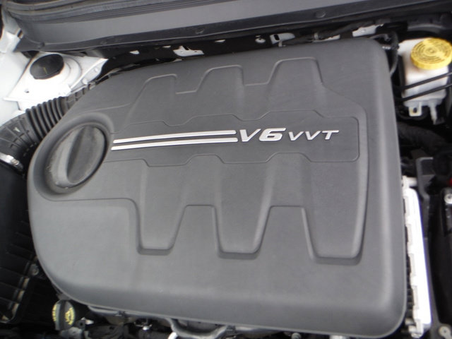 Used 2020 Jeep Cherokee Limited AWD/4WD image 6